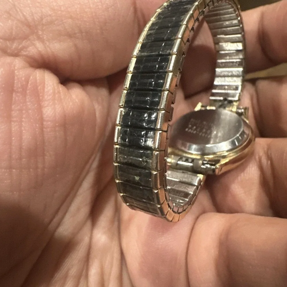 Working Vintage Seiko 24MM Womens Watch‎ Quartz Gold Tone Date Fit 6.5mm Rare - Picture 8 of 8